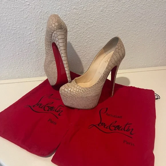 CHRISTAIN LOUBOUTIN Daffodil Python Platform Pumps - Picture 2 of 4